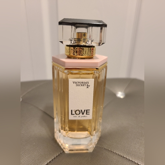 *SOLD* Victoria's Secret Love Perfume - Picture 4 of 4